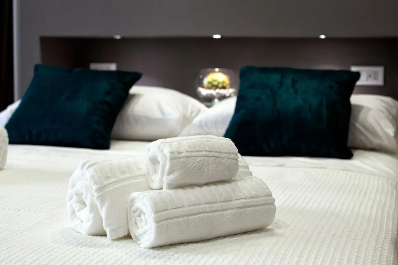 Suites Central Station Palermo 2*,