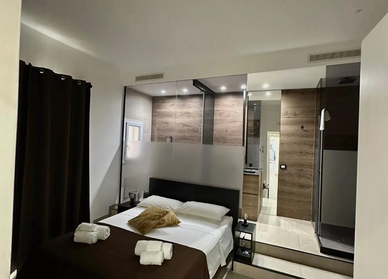 ** Affittacamere Suites Central Station Palermo Italia